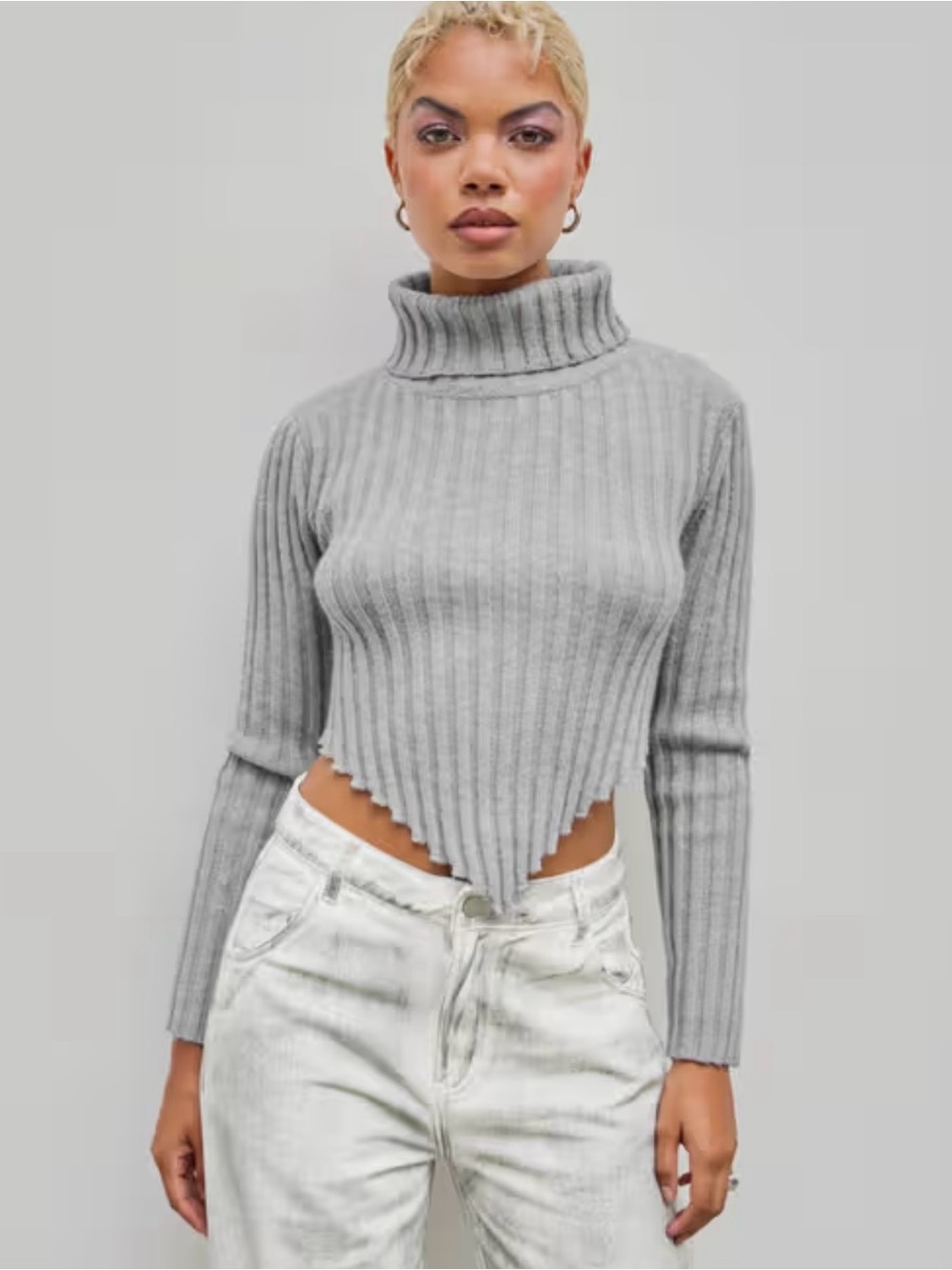 LE LIS Collection Light Grey Turtleneck